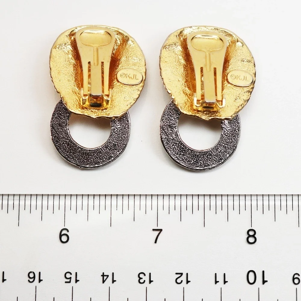 ⚜️ KENNETH LANE Lion's Head Doorknocker Earrings